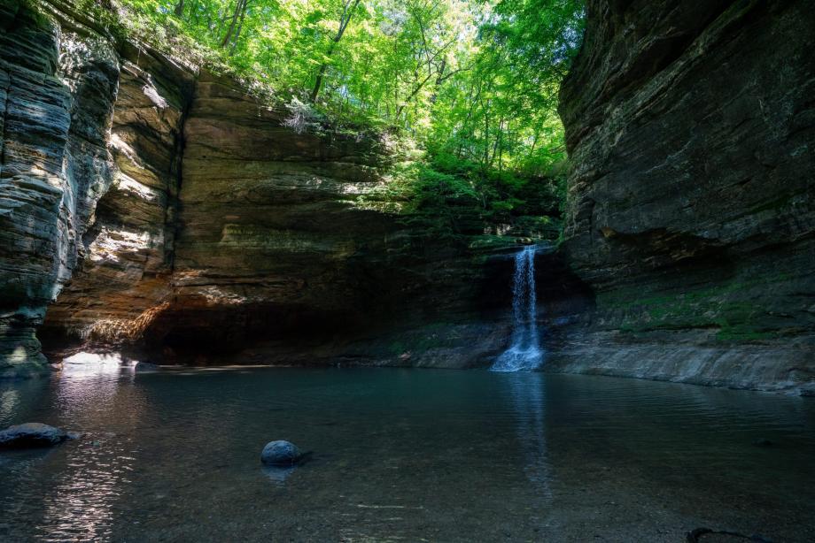 Le bellezze naturali dello Starved Rock State Park Cascata nello Starved Rock State Park
